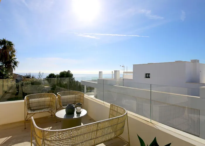 West Luxury Duplex Penthouse Aria Apartment *